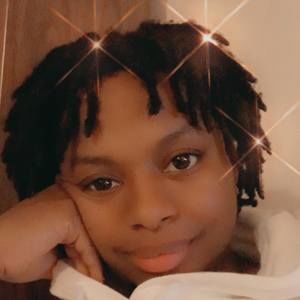 Meet your Posher, Regina